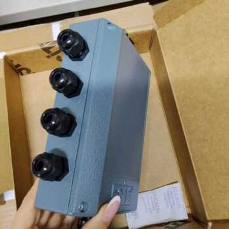 Esit J-4 4 girişli bağlantı qutusu