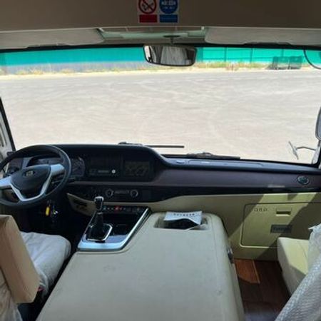 Zhongtong Avtobus 26+1+1