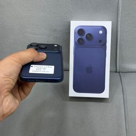 Apple iPhone 17 Pro Deep Blue 256GB/12GB