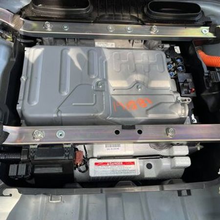 "Honda İnsight 2010" ehtiyat hissələri