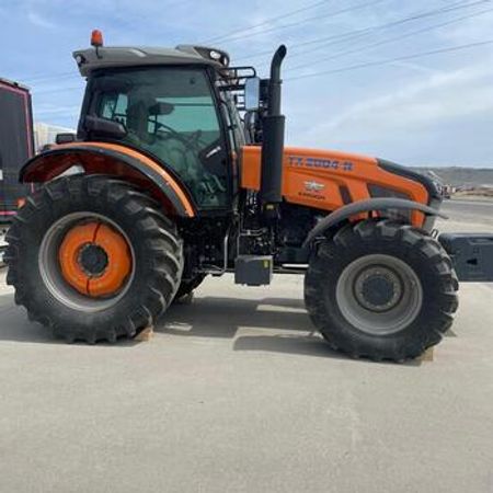 Traktor "Ensign YX2004-N", 2024 il