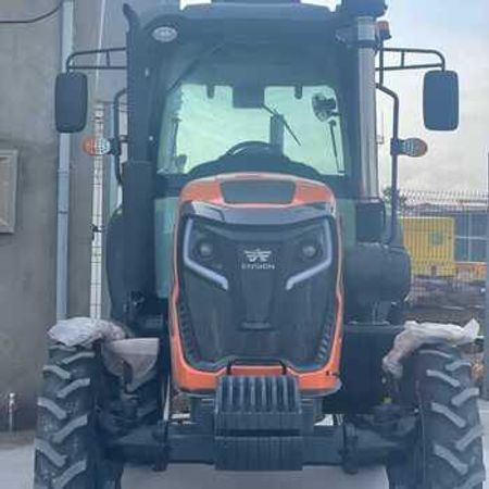 Traktor "Ensign YX804-C", 2024 il