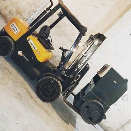 Forklıft (avtokar) xidməti