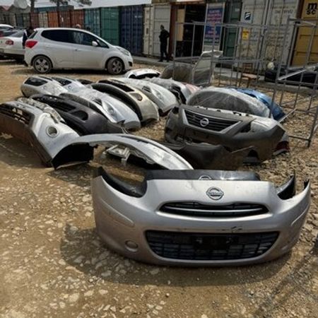 Nissan March ön buferi