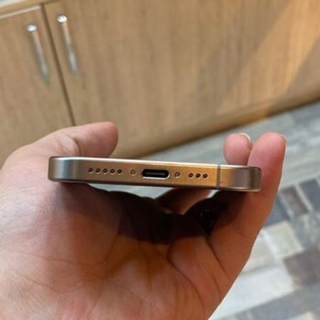 Apple iPhone 15 Pro Natural Titanium 128GB/8GB