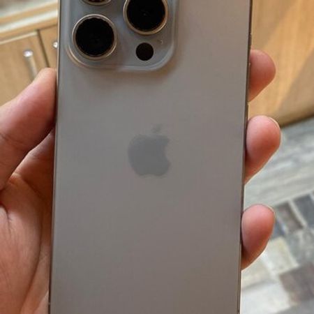 Apple iPhone 15 Pro Natural Titanium 128GB/8GB