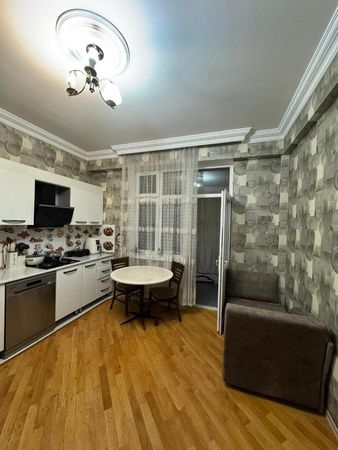 2 otaqlı mənzil, 82 m², Cəfər Xəndan küç., Bakı