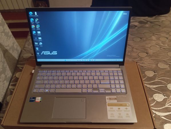 ASUS Vivobook 15 (i7 13-cü nəsil / 16 GB RAM) – Yenidir