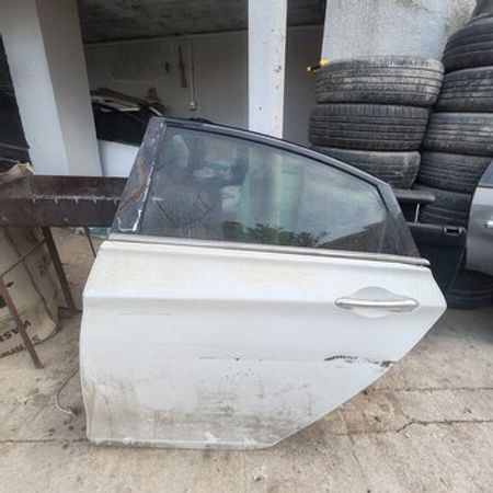 Hyundai Sonata 2010-2014 qapısı – Ehtiyat hissələri – ucuztap.az