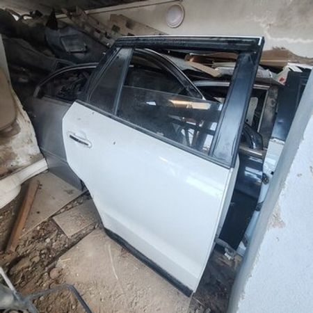 Hyundai Santa Fe 2005-2009 qapısı – Ehtiyat hissələri – ucuztap.az