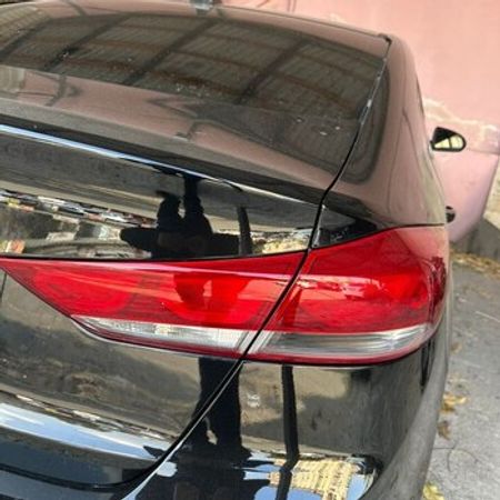 "Hyundai Elantra 2016-2018" stop işıqları