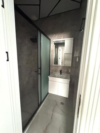 2 otaqlı mənzil, 80 m², Memar Əcəmi metrosu yaxınlığında, 3-cü MKRN dairəsi, Bakı