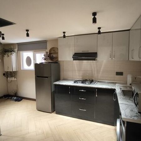 3-Otaqlı Mənzil Kirayə Verilir, Əlövsət Quliyev Küç.133, 86 m² – Köhnə tikili – ucuztap.az