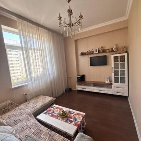 2-Otaqlı Yeni Tikili, Müstəqillik küç., 65 m² – Azərbaycan – ucuztap.az