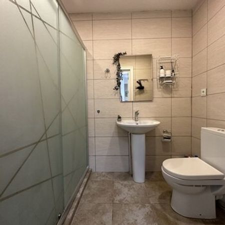 2-Otaqlı Yeni Tikili Kirayə Verilir, Xanlar küç., 78 m² – Yeni tikili – ucuztap.az
