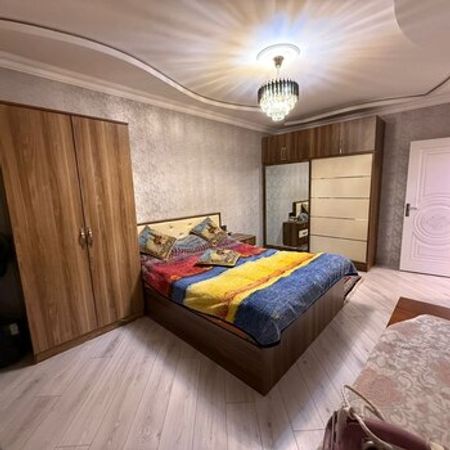3-Otaqlı Mənzil, Hüseyn Seyidzadə küç., 65 m² – Köhnə tikili – ucuztap.az