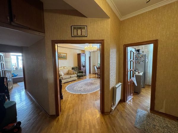 3 Otaqlı mənzil, 100 m², Nəsimi rayonu, Asif Məhərrəmov küç., Bakı – Azərbaycan – ucuztap.az