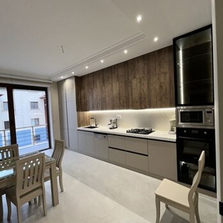 3-Otaqlı Yeni Tikili Kirayə Verilir, Kazım Kazımzadə Küç.7, 122 m² – Azərbaycan – ucuztap.az