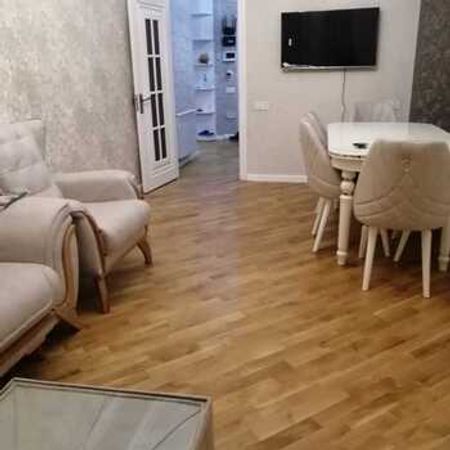 2-Otaqlı Yeni Tikili Kirayə Verilir, Rövşən Hüseynov küç., 70 m² – Yeni tikili – ucuztap.az