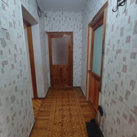 3-Otaqlı Mənzil Kirayə Verilir, 8-ci mkr., 70 m² – Azərbaycan – ucuztap.az