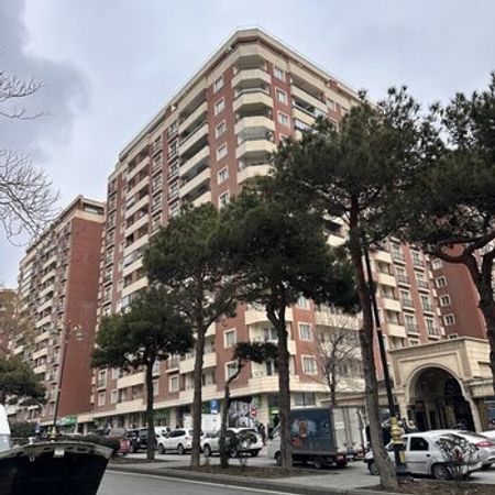 5-Otaqlı Yeni Tikili, Səməd Vurğun küç. 7, 256 m² – Azərbaycan – ucuztap.az