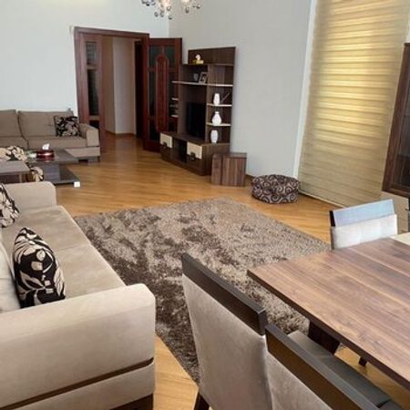 3-Otaqlı Yeni Tikili, Nərimanov r., 132 m² – Azərbaycan – ucuztap.az