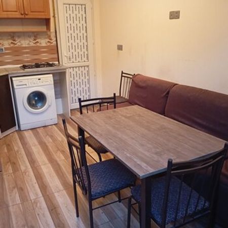 Həyət Evi Kirayə Verilir, Xırdalan ş. – Azərbaycan – ucuztap.az