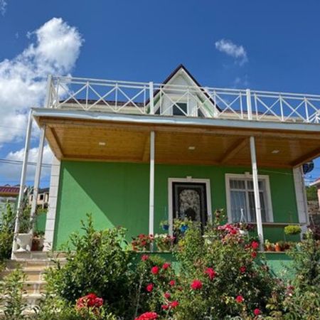 Həyət Evi Kirayə Verilir, Şamaxı r. – Azərbaycan – ucuztap.az