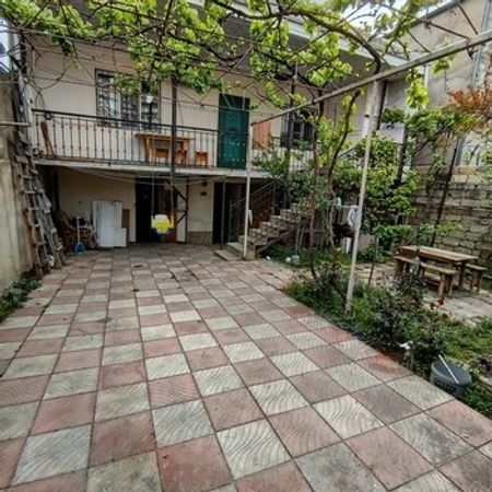 Həyət Evi Kirayə Verilir, Köhnə Günəşli qəs. – Azərbaycan – ucuztap.az