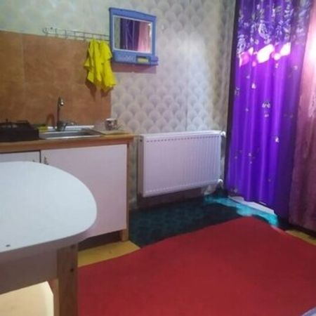 Həyət Evi Kirayə Verilir, Qaraçuxur qəs. – Azərbaycan – ucuztap.az