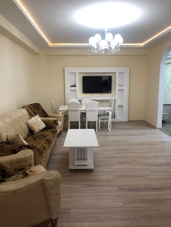 2 Otaqlı Mənzil Kirayə Verilir, 86 M², Səməd Vurğun Küç. - 147, Bakı – Azərbaycan – ucuztap.az