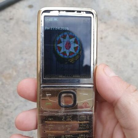 Nokia 6700 Gold Korpusu – Ehtiyat hissələri – ucuztap.az