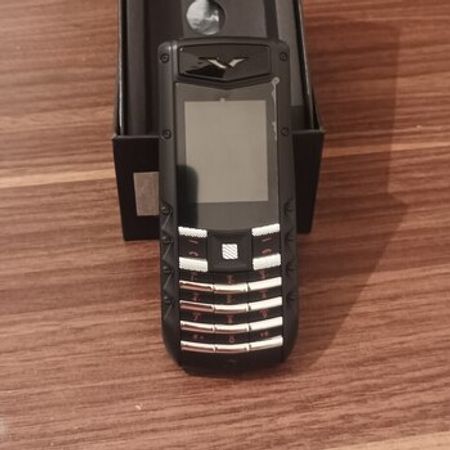 Vertu V5 Pro – Dublikat – ucuztap.az