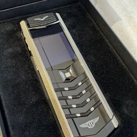 Vertu Signature S Design Bentley 4GB – Vertu – ucuztap.az