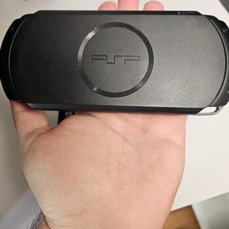 PSP Street (PSP-E1003) – Oyun konsolları – ucuztap.az