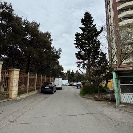 Qaraj, Alı Mustafayev küç. – Azərbaycan – ucuztap.az