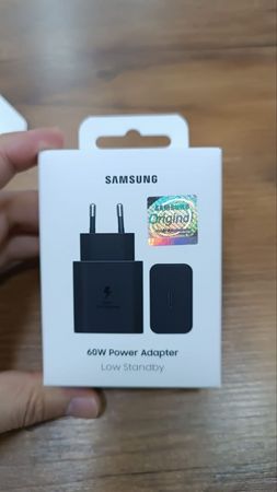 Samsung Galaxy S26 Ultra 60 watt adapter qara – Azərbaycan – ucuztap.az
