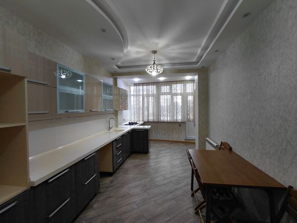 4 Otaqlı mənzil, 127 m², R. Quliyev kuc, Bakı – Azərbaycan – ucuztap.az