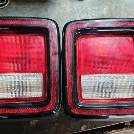 Jeep Wrangler Stop Işıqları – Azərbaycan – ucuztap.az