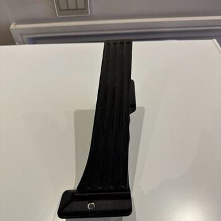 BMW G20 Qaz Pedalı – Azərbaycan – ucuztap.az