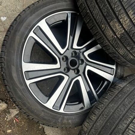 Land Rover Range Rover Təkərləri R22 – Şinlər, disklər və təkərlər – ucuztap.az