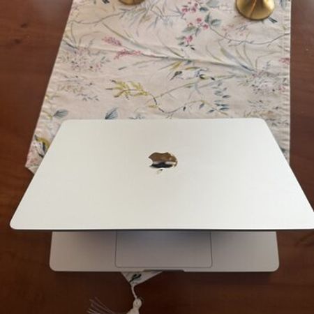Mackbook Air M3 512 – Azərbaycan – ucuztap.az