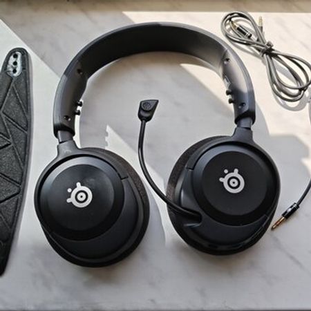 Qulaqlıq SteelSeries Arctis Nova 1 – Azərbaycan – ucuztap.az