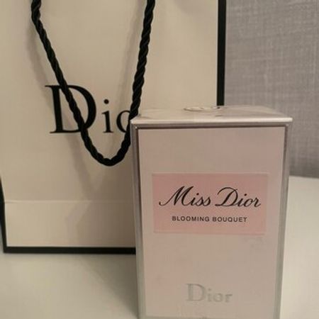 Miss Dior Ətri – Azərbaycan – ucuztap.az