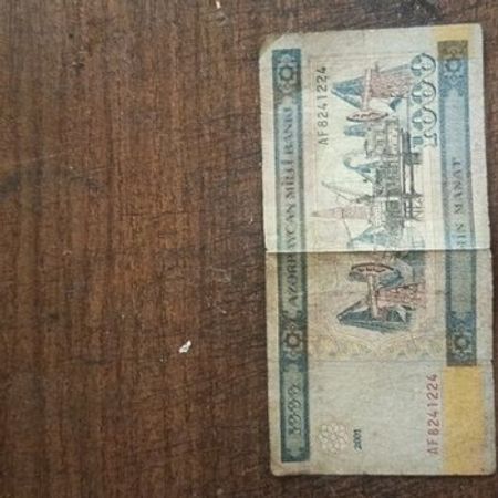 1000 Manat 2001-ci Il – Kolleksiya – ucuztap.az
