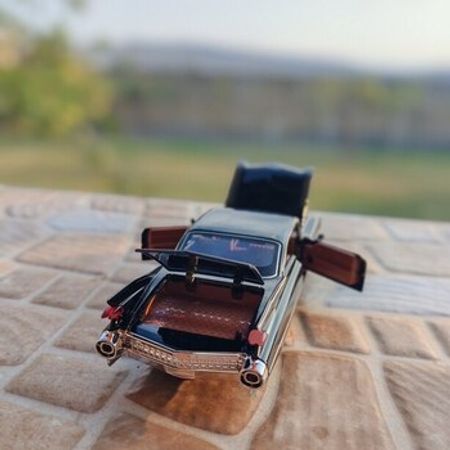 Cadillac DEville Modeli – Kolleksiya – ucuztap.az