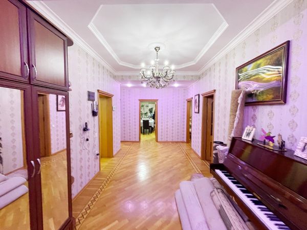 4 Otaqlı mənzil, 175 m², 4 otaqlı mənzil, 175 m², memar əcəmi m. cavadxan küç., Bakı – Bakı – ucuztap.az