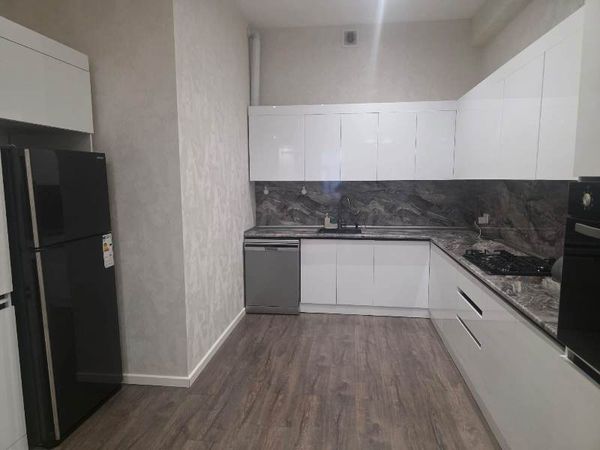 2 Otaqlı mənzil, 95 m², Azadlıq prospekti, Bakı – Bakı – ucuztap.az