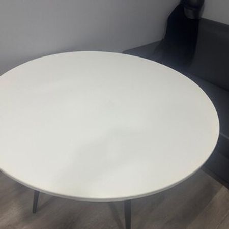 Yuvarlaq Masa – Bakı – ucuztap.az