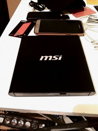MSI xarici DVD yazıcı/oxuyucu - Brend: MSI - Növ: Xarici optik sürücü - Funksiyalar: DVD Multi Reco – Bakı – ucuztap.az